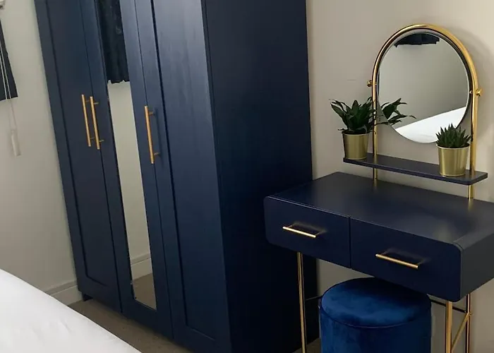 Appartamento Betty's Minster View - 6 Twins Or 3 Superkings -central With Free Parking *