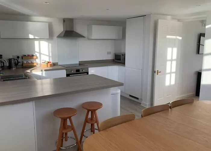 Betty's Minster View - 6 Twins Or 3 Superkings -central With Free Parking *