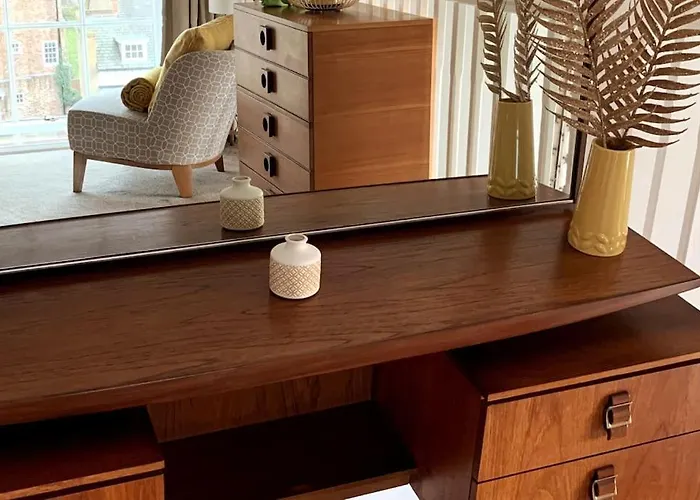 Betty's Minster View - 6 Twins Or 3 Superkings -central With Free Parking