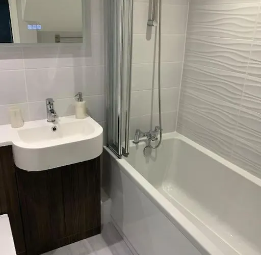 Appartamento Betty's Minster View - 6 Twins Or 3 Superkings -central With Free Parking York