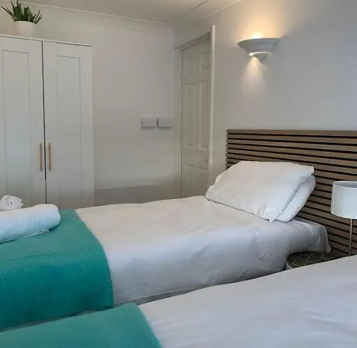 Betty's Minster View - 6 Twins Or 3 Superkings -central With Free Parking * York