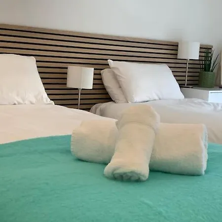 Betty's Minster View - 6 Twins Or 3 Superkings -central With Free Parking Apartmán York