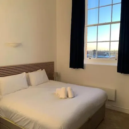 Apartmán Betty's Minster View - 6 Twins Or 3 Superkings -central With Free Parking *