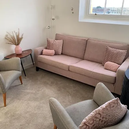 Betty's Minster View - 6 Twins Or 3 Superkings -central With Free Parking *